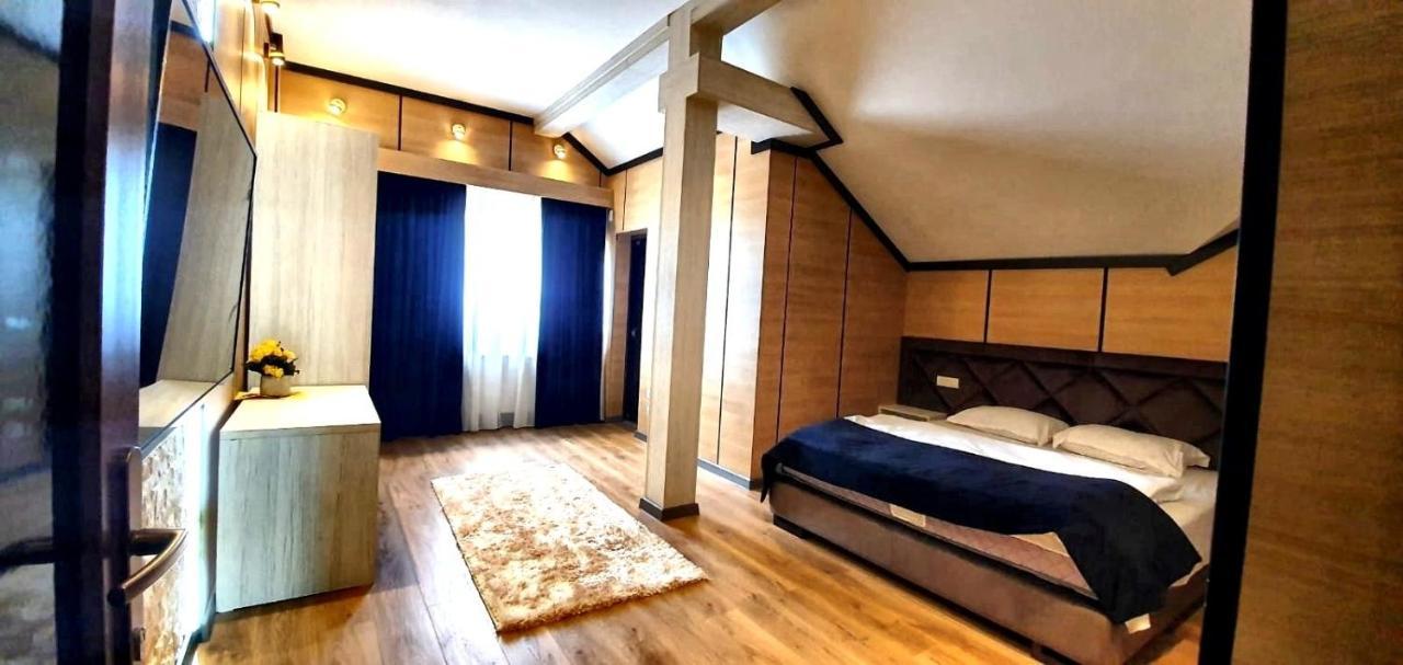 Pensiunea Luminita Târgu Jiu Exteriör bild