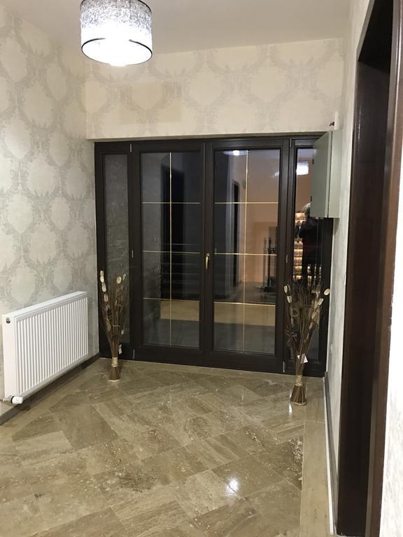 Pensiunea Luminita Târgu Jiu Exteriör bild